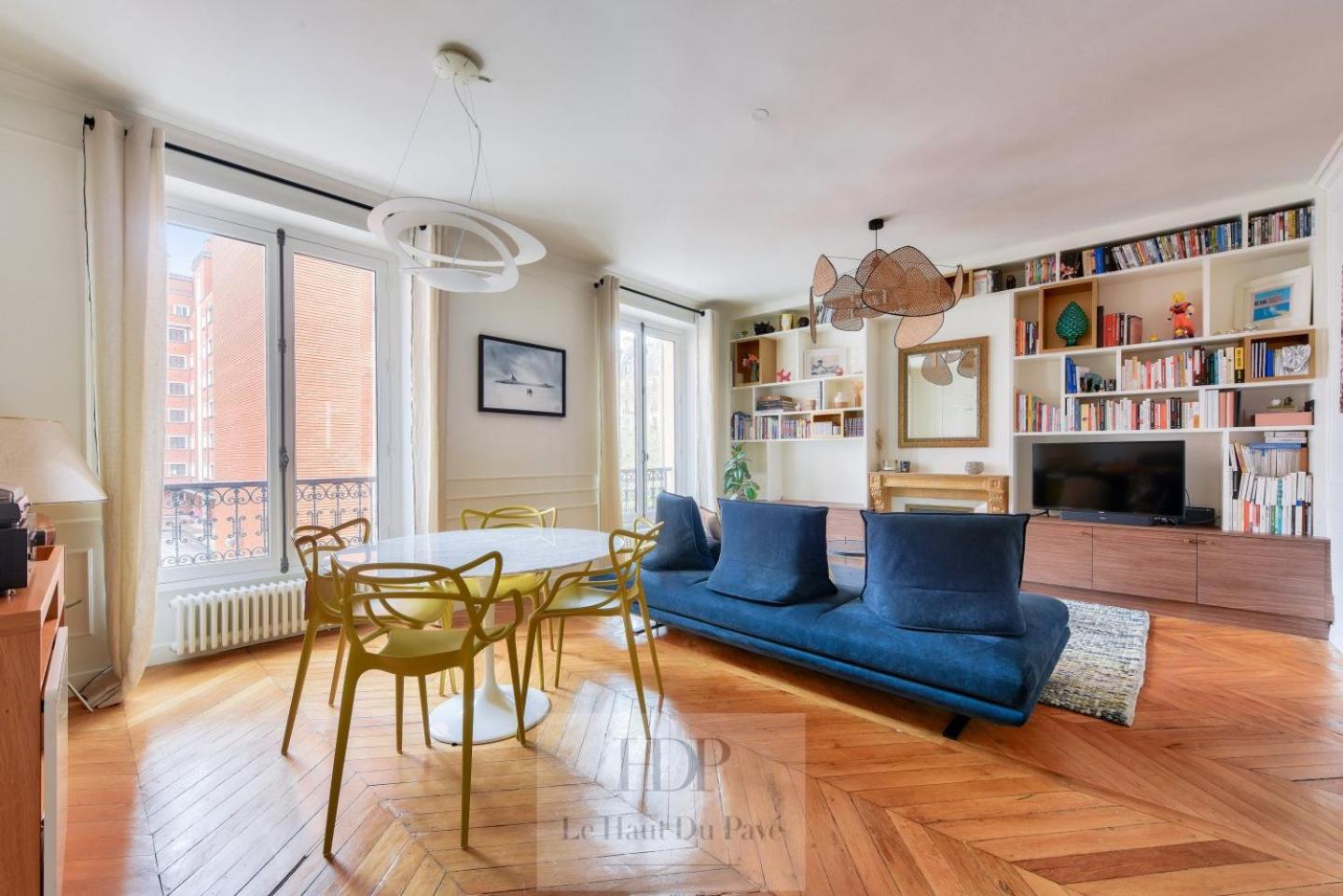 Ternes, 70m2, 2 Chambres, 2 Salles De Bains Paris